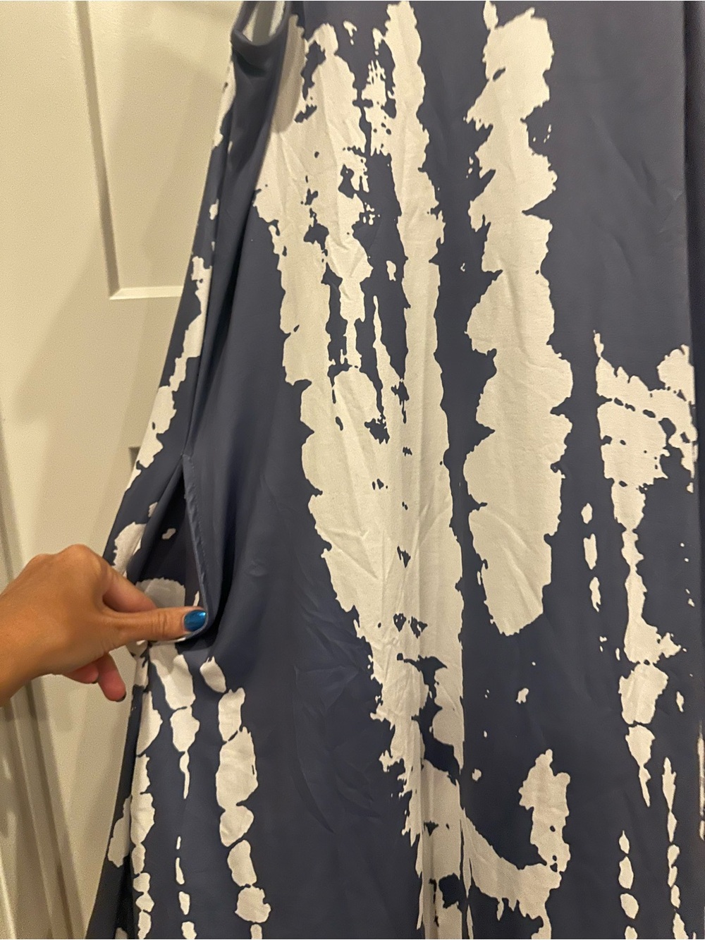 Sleeveless Blue and White Tie-Dye Slip Dress - Picture 4 of 5
